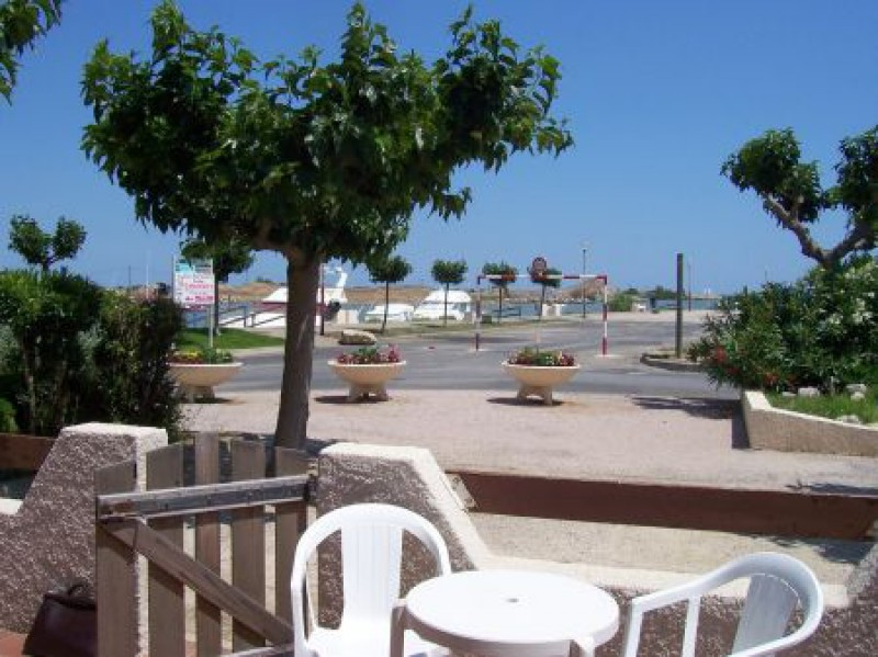 offres locations vacances LES CABANES DE FLEURY, village de pêcheurs situé à l'embouchure de l